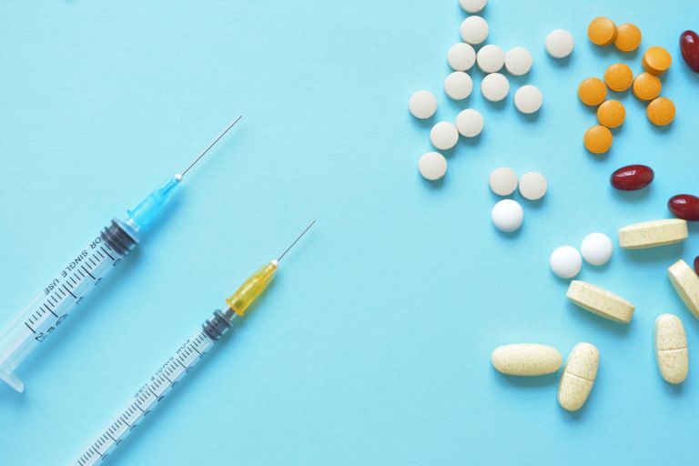 フランスの健康戦略とワクチン接種の挑戦